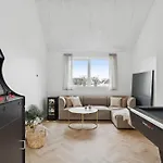 1147 Holiday home