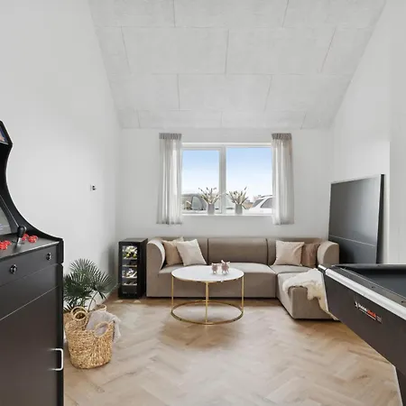 1147 Semesterbostad